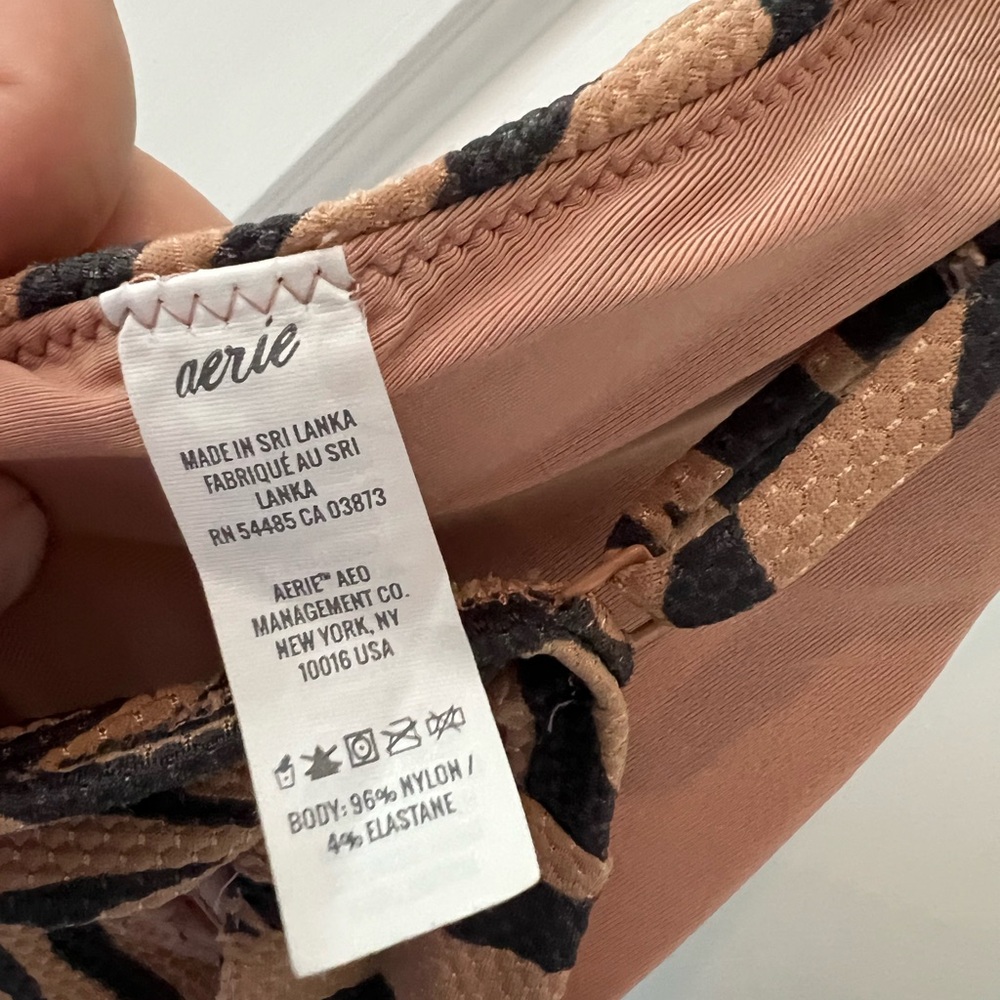 Aerie Tiger Stripe Triangle Bikini Top | Size Medium - Picture 6 of 7
